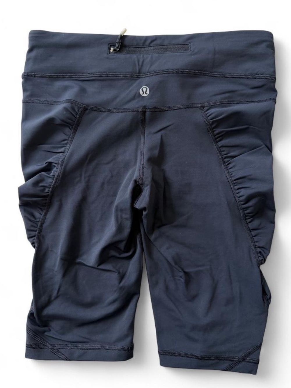 Lululemon Ruched Biker Shorts, Size 6